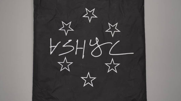 BLACK ASHYC