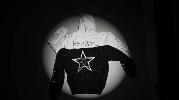 BLACK ASHYC
