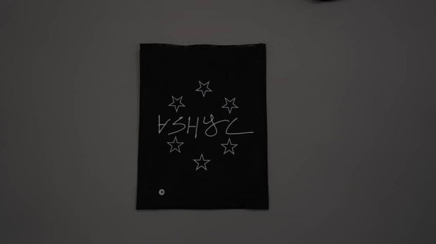 BLACK ASHYC