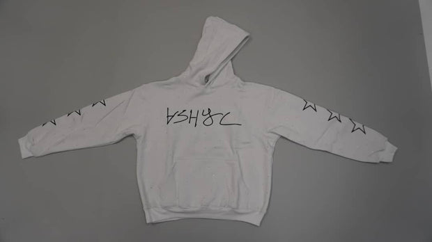 WHITE ASHYC