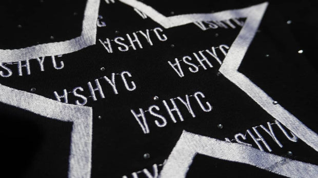 BLACK ASHYC