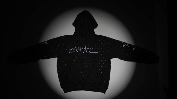 BLACK ASHYC