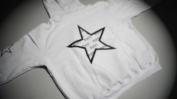 WHITE ASHYC